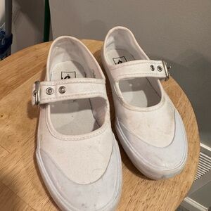 Vans Kids White Mary Jane Canvas Sneakers with Buckle Strap